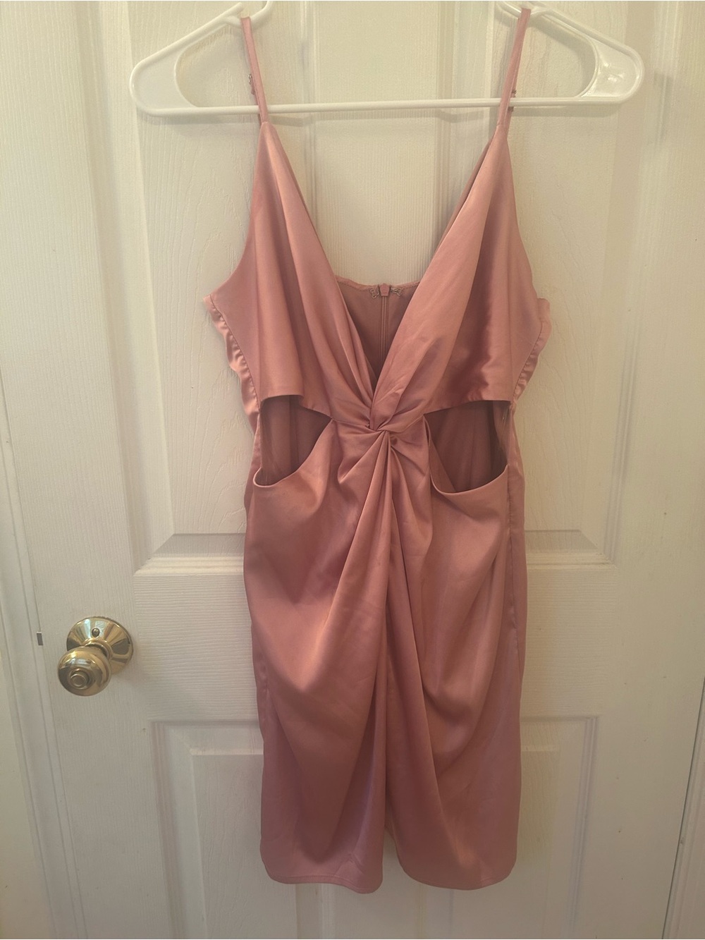 Abbeline Rose Pink Mini Dress with Twist Front